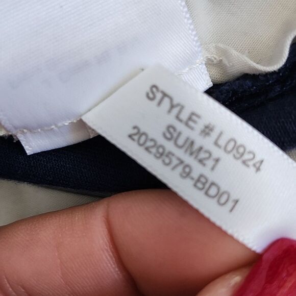 J. Crew Re-Imagined navy blue 99% cotton shorts, 5" inseam, size 30 - Picture 8 of 8